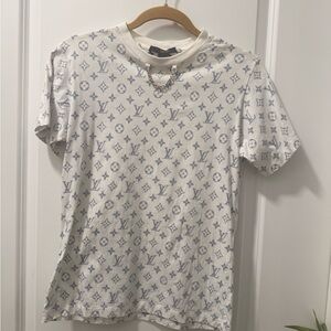 Louis Vuitton Escale Printed T-Shirt